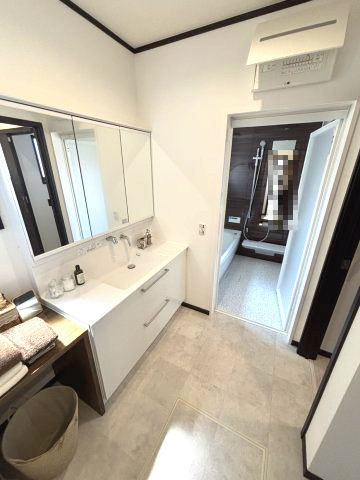 アースタウン松前中央　新築中古戸建　13号棟(残り4区画)の独立洗面台