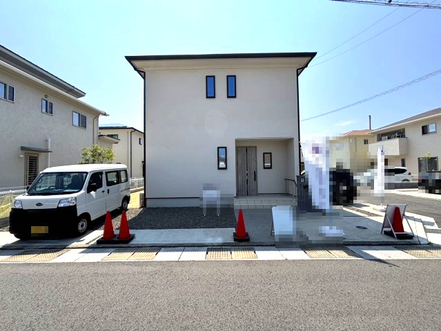 アースタウン松前中央　新築中古戸建　13号棟(残り4区画)の外観