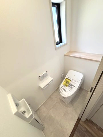 アースタウン松前中央　新築中古戸建　17号棟(残り4区画)のトイレ|シンプルで使いやすいトイレです
