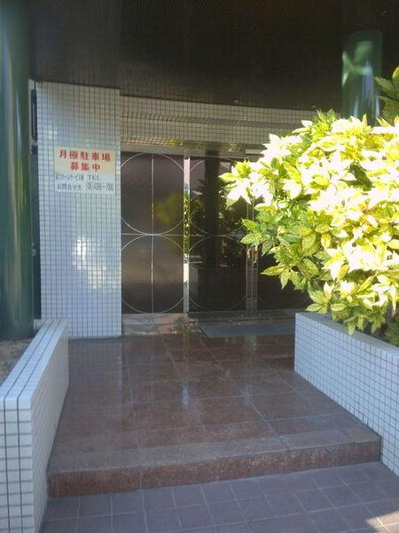 リッチハイツパークサイドのエントランス|きれいですね！