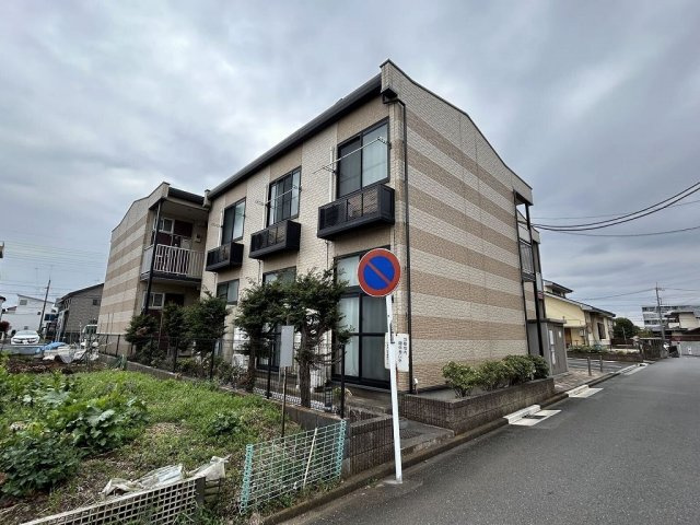 レオパレスカンタービレの外観|物件の外観です