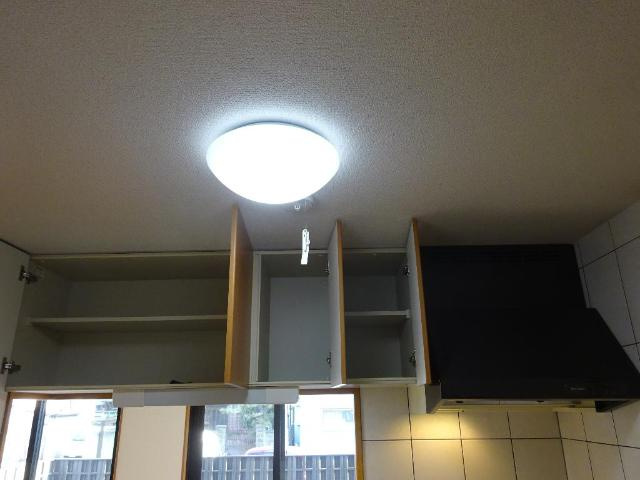 レジデンシアの収納|吊戸棚