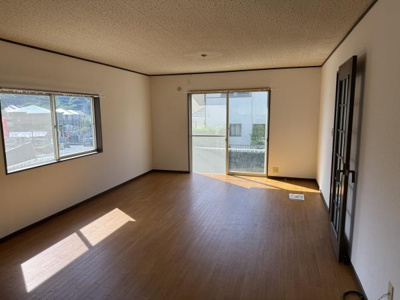  | 三郷町立野南貸家