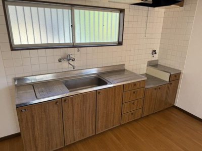  | 三郷町立野南貸家