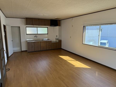  | 三郷町立野南貸家