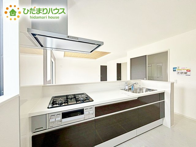 【キッチン】 | 水戸市見川21期　新築戸建　3号棟 | カウンターは少し高くなってますので、手元が隠れて来客からは見えにくくなってます♪