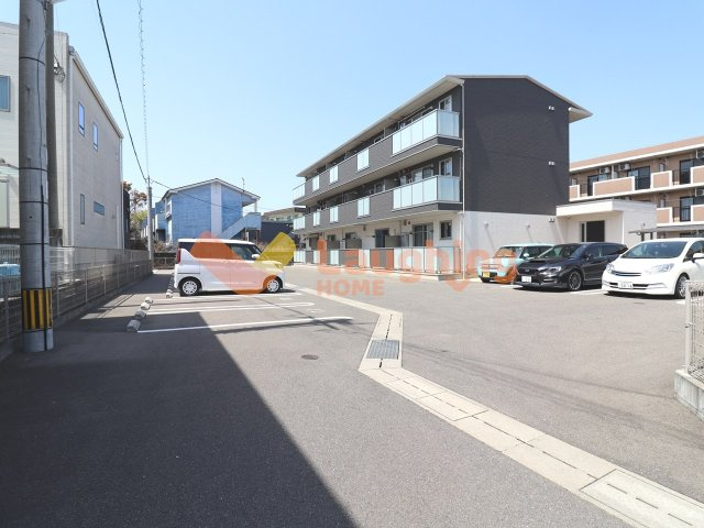 ガナールの駐車場|駐車場があります