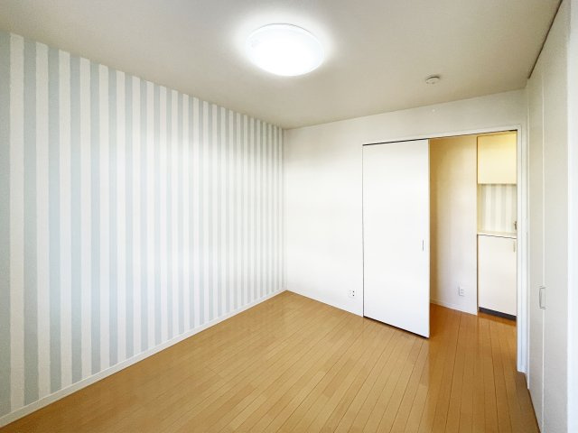 シャーメゾングランデの居間・リビング