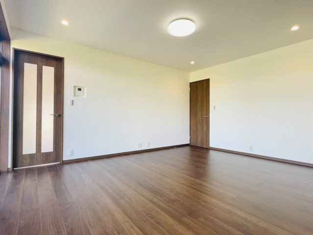 【居間・リビング】 | 吉岡町小倉　中古住宅