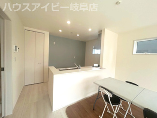 【キッチン】 | 羽島市正木町新井新築建売全2棟！お車並列4台可能！大家族様でも安心の5LDK！南にお庭スペースあり♪ | 羽島市正木町新井新築建売全2棟！お車並列4台可能！大家族様でも安心の5LDK！南にお庭スペースあり♪