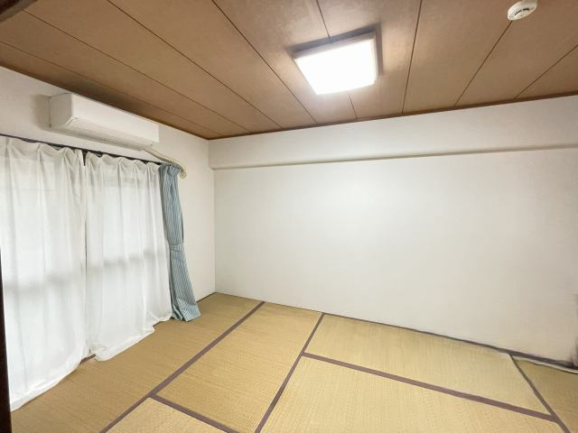 リベラル一ッ葉の和室