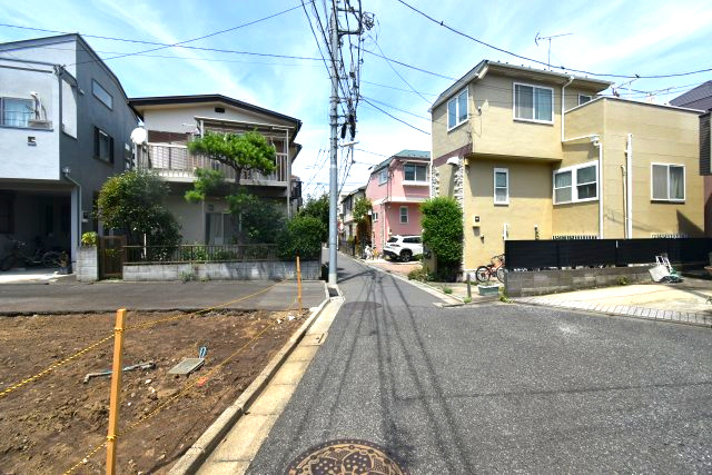 桜台2丁目・売地の前面道路含む現地写真