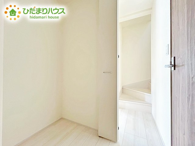 【収納】 | 第1石岡市山崎　新築戸建　2号棟 | 収納場所に困る掃除機や掃除用具はココへ！！