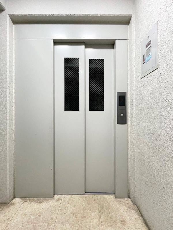 山手ユージハウスのその他共用部分|共用エレベーター