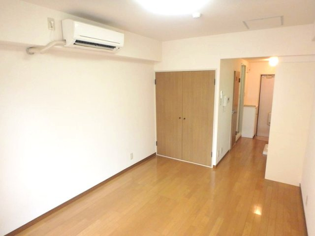 山手ユージハウスの洋室|明るい洋室です