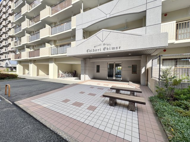 オリエントハイツJR千鳥駅前のエントランス