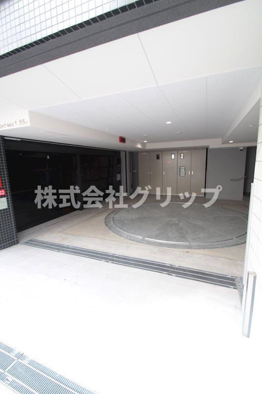 GRAN PASEO 横濱関内 PREMIUMの駐車場