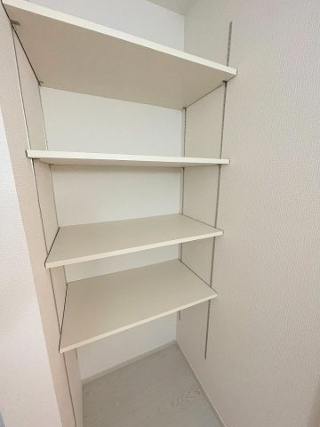 流山市西平井1丁目　新築戸建　全2棟　1号棟の収納|同施工会社の参考写真になります。