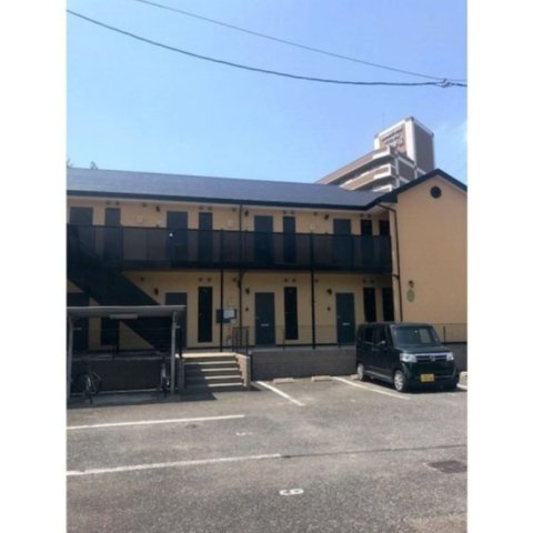 アンプルール リーブル JIFUKUの駐車場