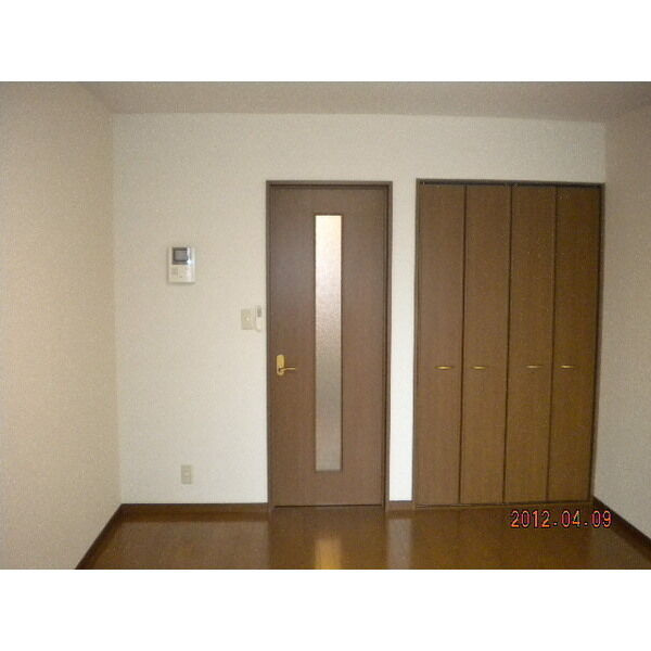 アンプルール リーブル JIFUKUの居間・リビング