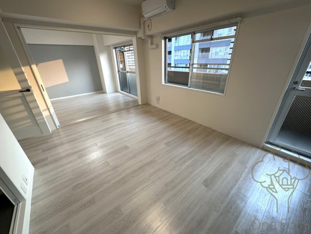 インプルーブ天六の居間・リビング