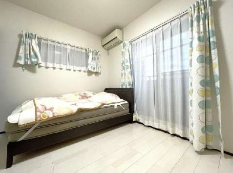 中古戸建　熊谷市美土里町2-162の洋室