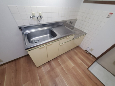 【キッチン】 | フレッシュハイツ小森 | キッチンです