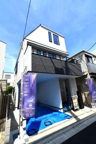 渋谷区本町5丁目・新築戸建の前面道路含む現地写真