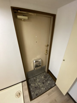 【玄関】 | グローバルハイツ赤門