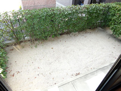 【バルコニー】 | サンクチュアリー久留米Ⅵ | バルコニーからの眺めを楽しみながら食事をしませんか