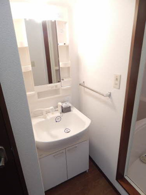 【洗面所】 | サンクチュアリー久留米Ⅵ | 脱衣スペースもあります