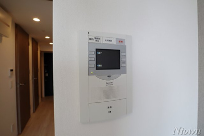 【セキュリティ】 | メイクス城西レジデンス | モニター付きインターホンです