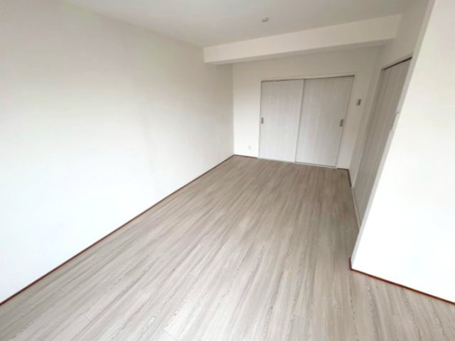 平沼マンションの洋室