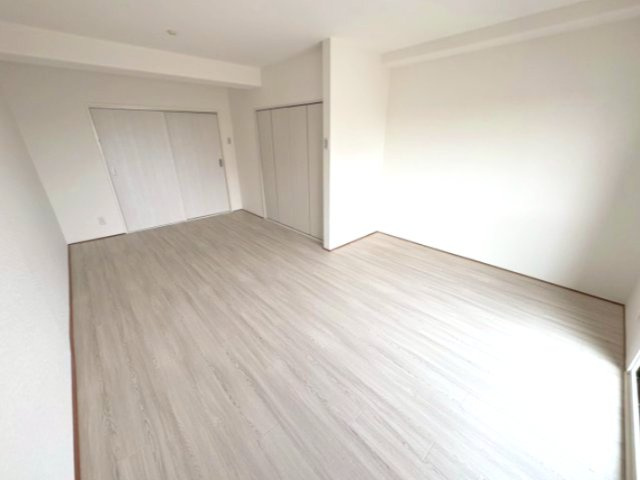 平沼マンションの内装