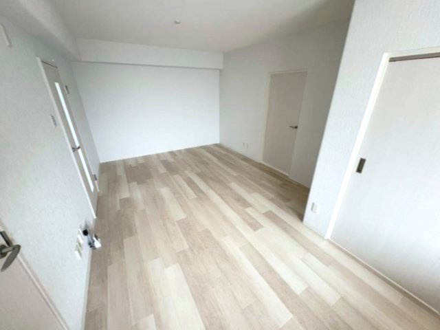 平沼マンションの寝室