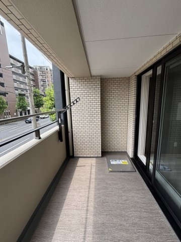 ワコーレフェリズ西岡本のロビー