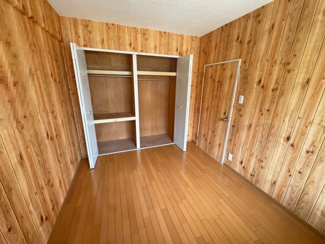 【収納】 | 岸和田コーポラス壱号棟 | 【全室クローゼット有】お部屋を広く利用するために必須なクローゼットが付いています♪もちろんお荷物を収納されても良しの勝手の良いクローゼットは嬉しいですね♪