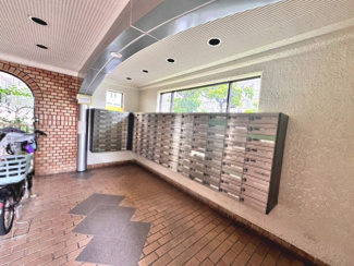 【その他共用部分】 | 岸和田コーポラス壱号棟 | ライフまで徒歩１２分！セブンイレブンまで徒歩６分！スギ薬局まで徒歩８分！お買い物に便利な立地です！