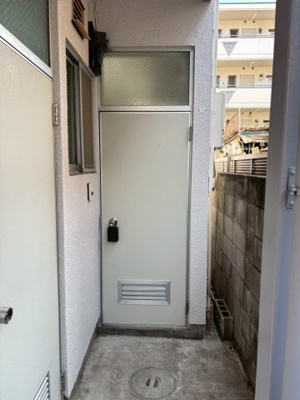 【エントランス】 | ダービーハウス