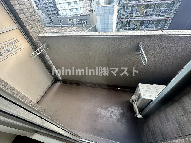 ジュネーゼ本町西のバルコニー