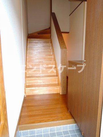 プリムローズの玄関|高崎、前橋のお部屋探しはエンドスケープまで！お客様の理想お聞かせ下さい♪