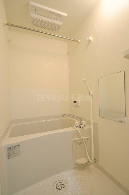 ハイドランジア草津の浴室