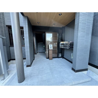 【エントランス】 | ラ・カシェット