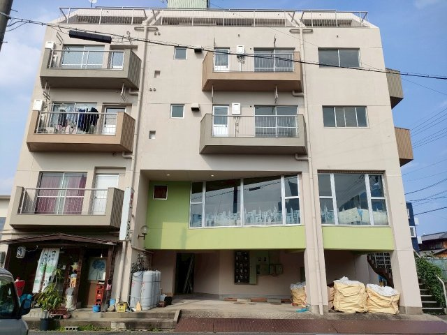 岐阜市雄総桜町 1棟アパートの外観