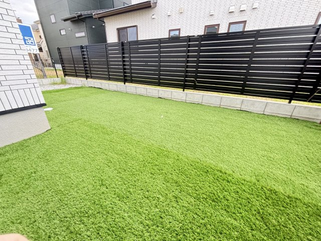橿原市城殿町の庭