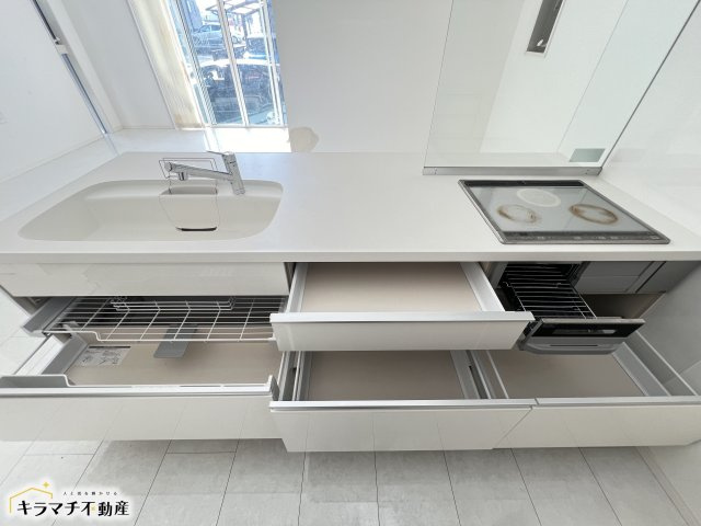 橿原市東坊城町のキッチン|引き出し収納で使いやすい♪