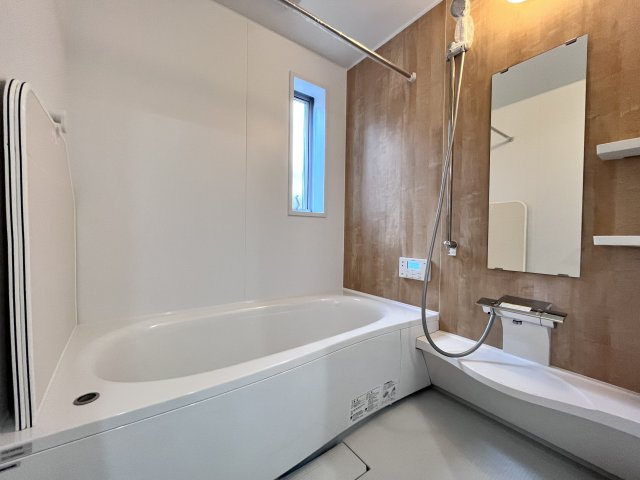 桜井市慈恩寺全2区画2号地の浴室|足をしっかり伸ばすことができ、お風呂もゆっくり浸かれます♪
