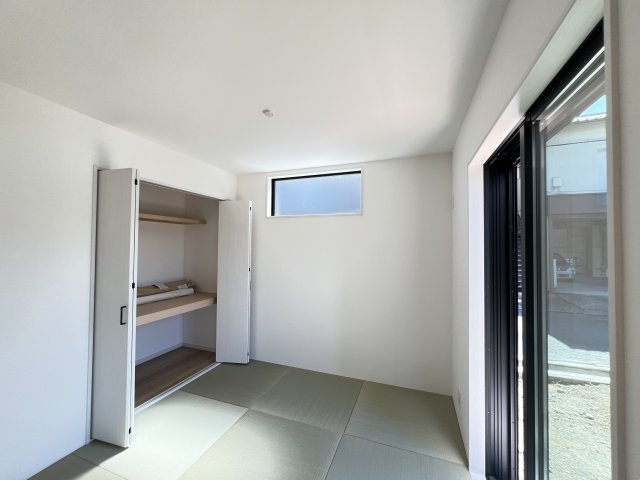 桜井市安倍木材団地1丁目全3区画の和室|押入収納付き　客間にもピッタリ