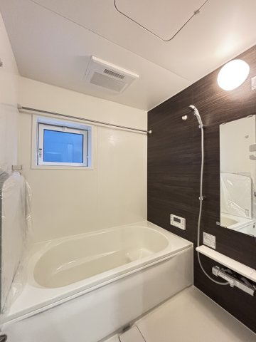 磯城郡田原本町八尾１棟の浴室|のびのび入浴できる1坪タイプシステムバス