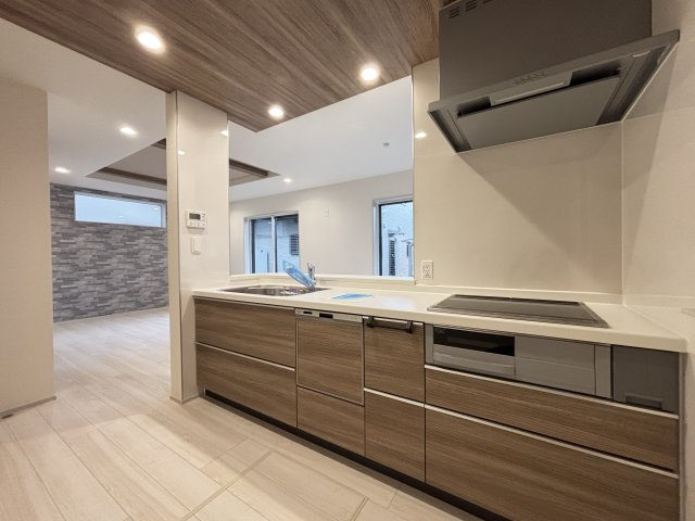 磯城郡田原本町八尾１棟のキッチン|料理が楽しみになりそうな対面式システムキッチン